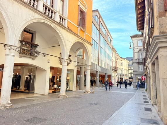 Negozio  in centro storico
