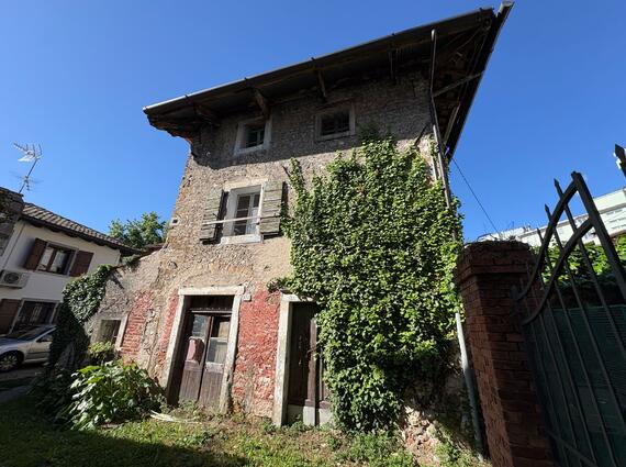 Casale in via Grazzano
